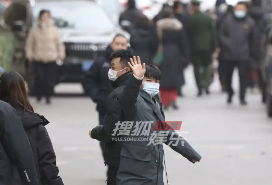 央視蛇年春晚第五次聯排 周深管樂現身 