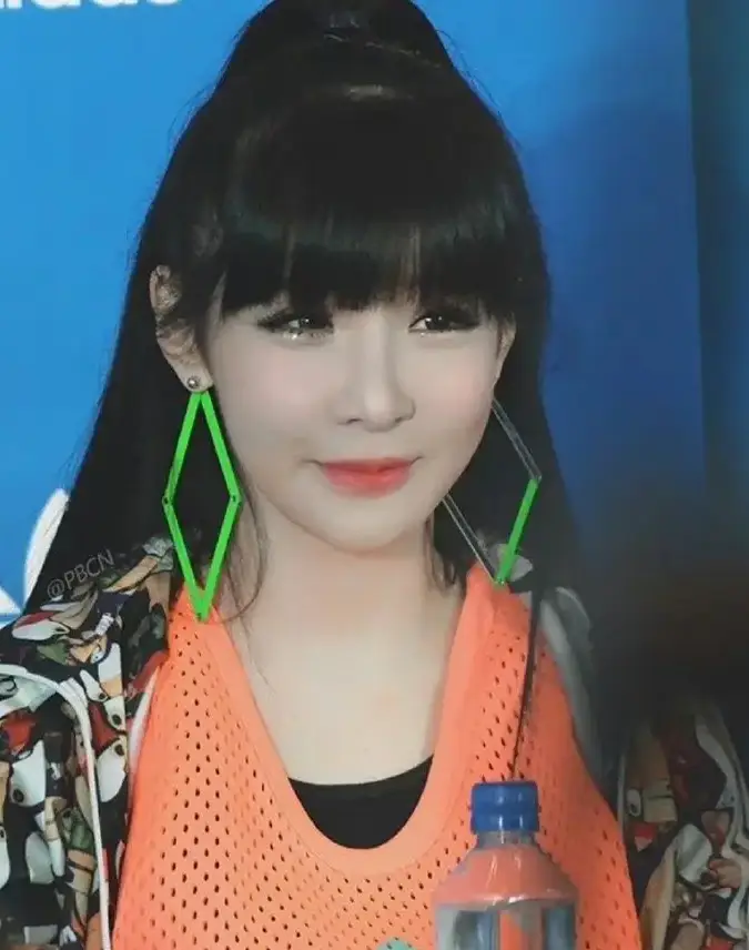 樸春再度發文稱自己和李敏鎬是真的