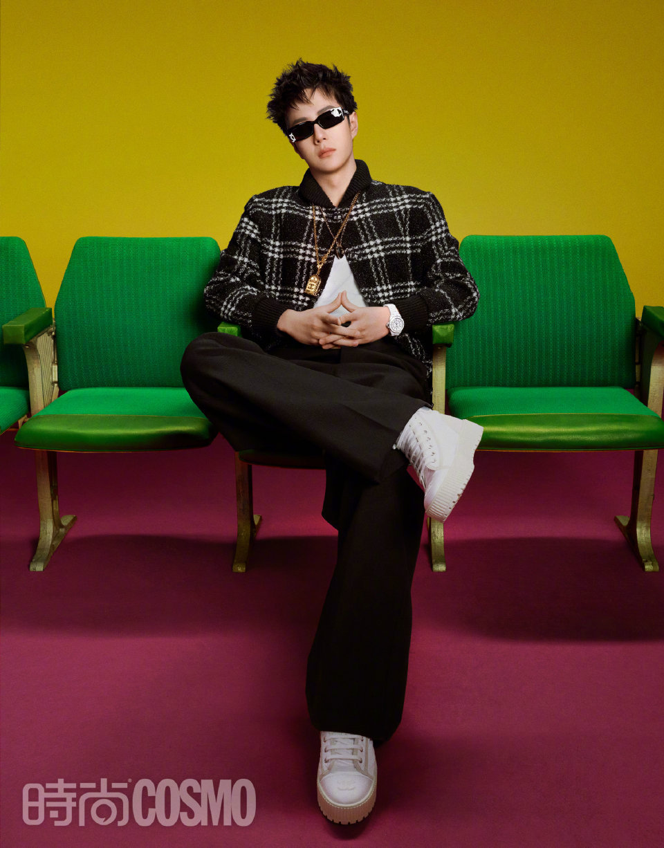 00744723ly1hh908cydnnj30qo0y2jwb.jpg 王一博 一切答案都藏在時間里。/壹號娛樂