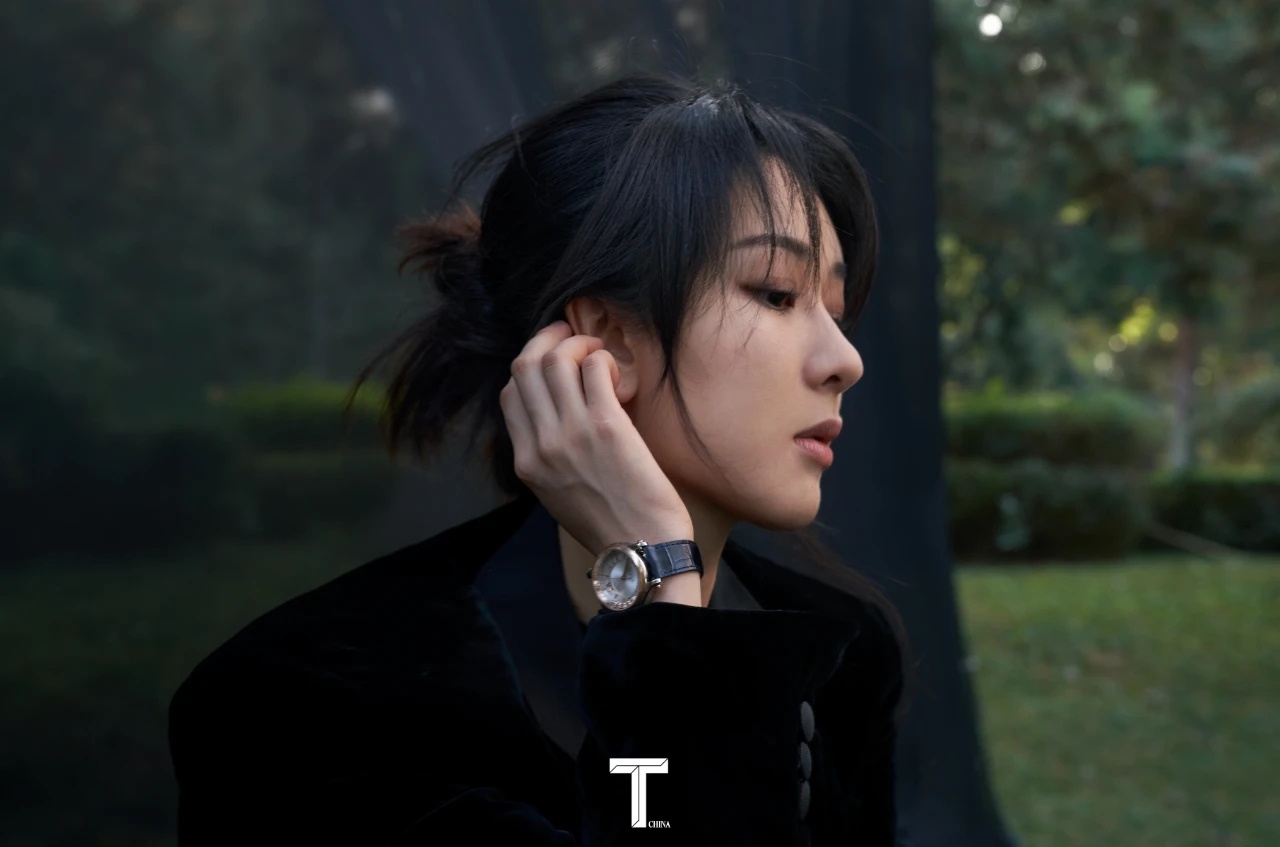 48d99009ly1h95h2yts5vj20zk0nj424.jpg 楊紫 感知明暗的流轉與交織/壹號娛樂