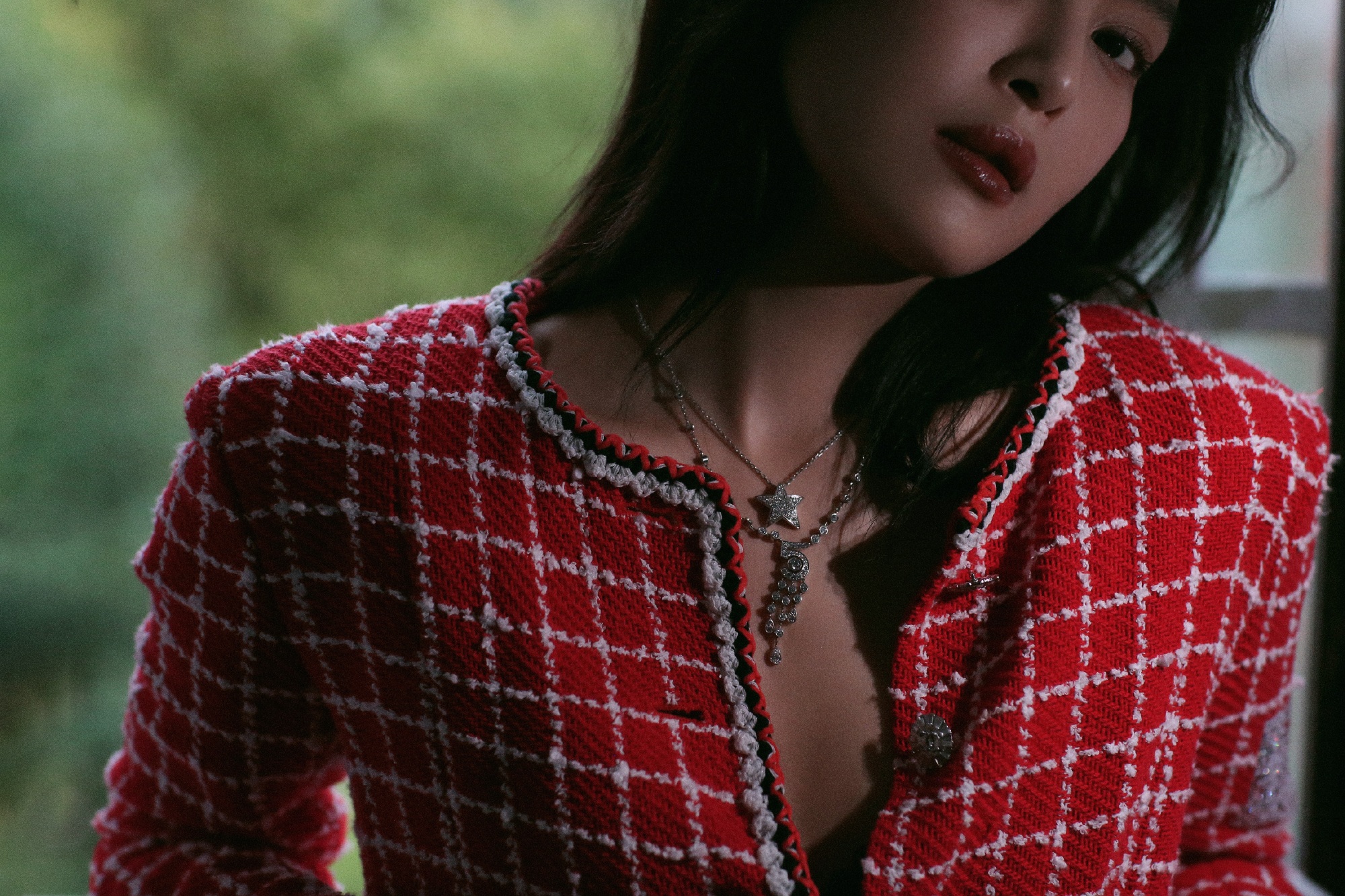 a66d0169ly8h9ib7z7jgvj23k02dcu10.jpg 辛芷蕾新鮮CHANEL大片/壹號(hào)娛樂(lè)