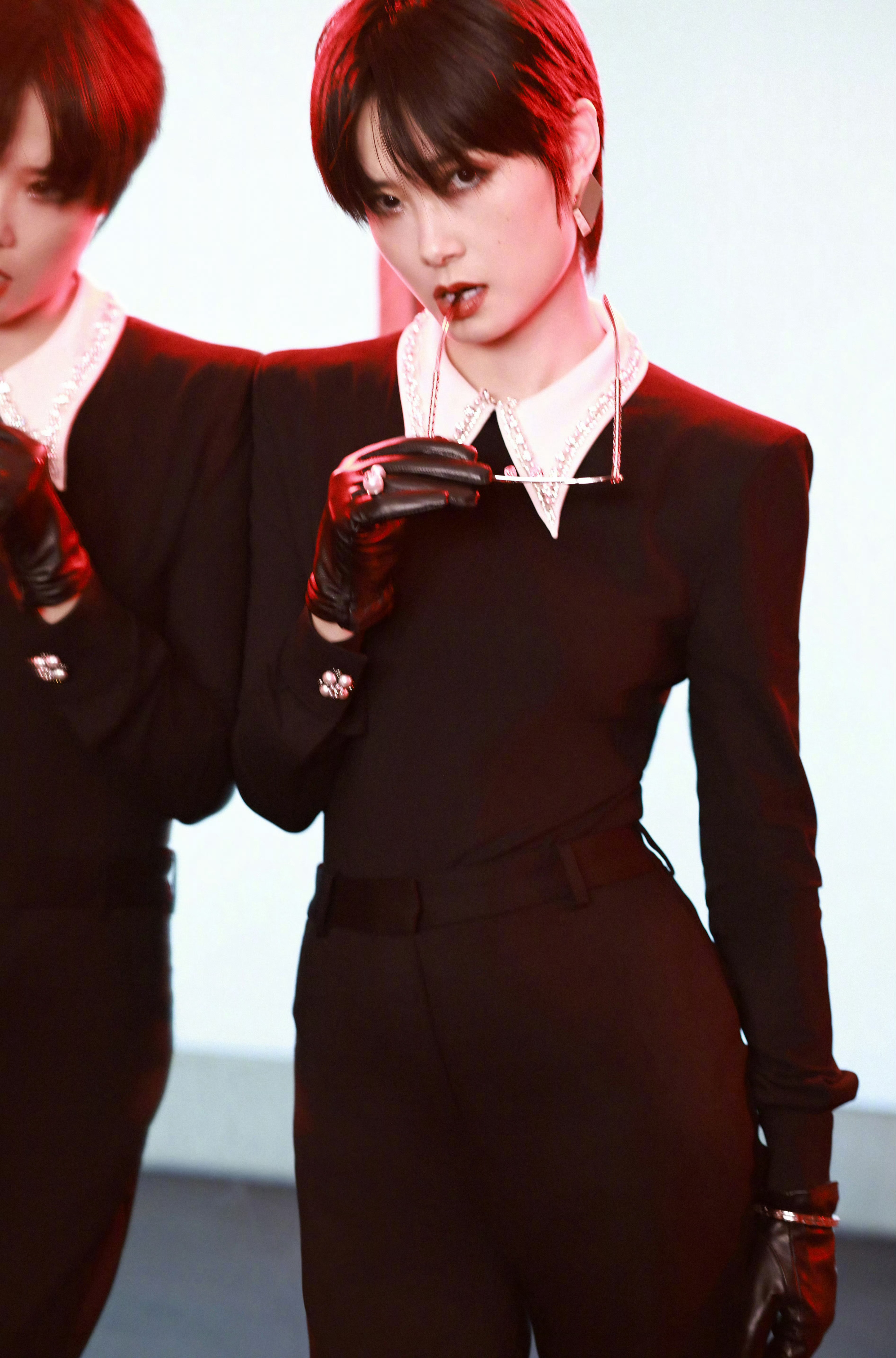 001OXMtPgy1hpkn1uk1ebj62x64fc1kz02.jpg 李宇春驚艷亮相時尚芭莎年度派對/壹號娛樂