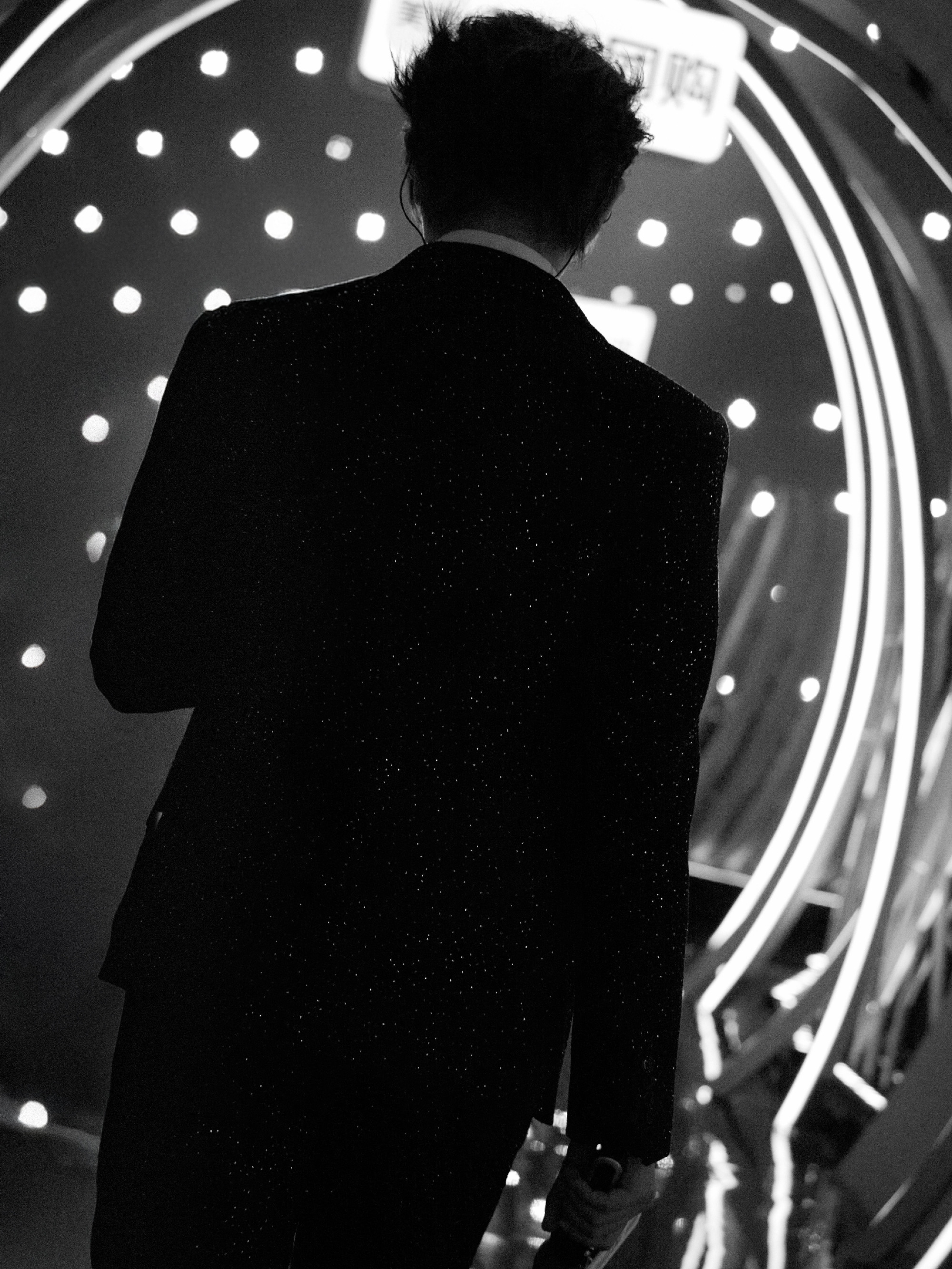 007rIe73ly1hvvbrsih44j344b5hq7wm.jpg 丁禹兮下一戰(zhàn)歌手/壹號娛樂