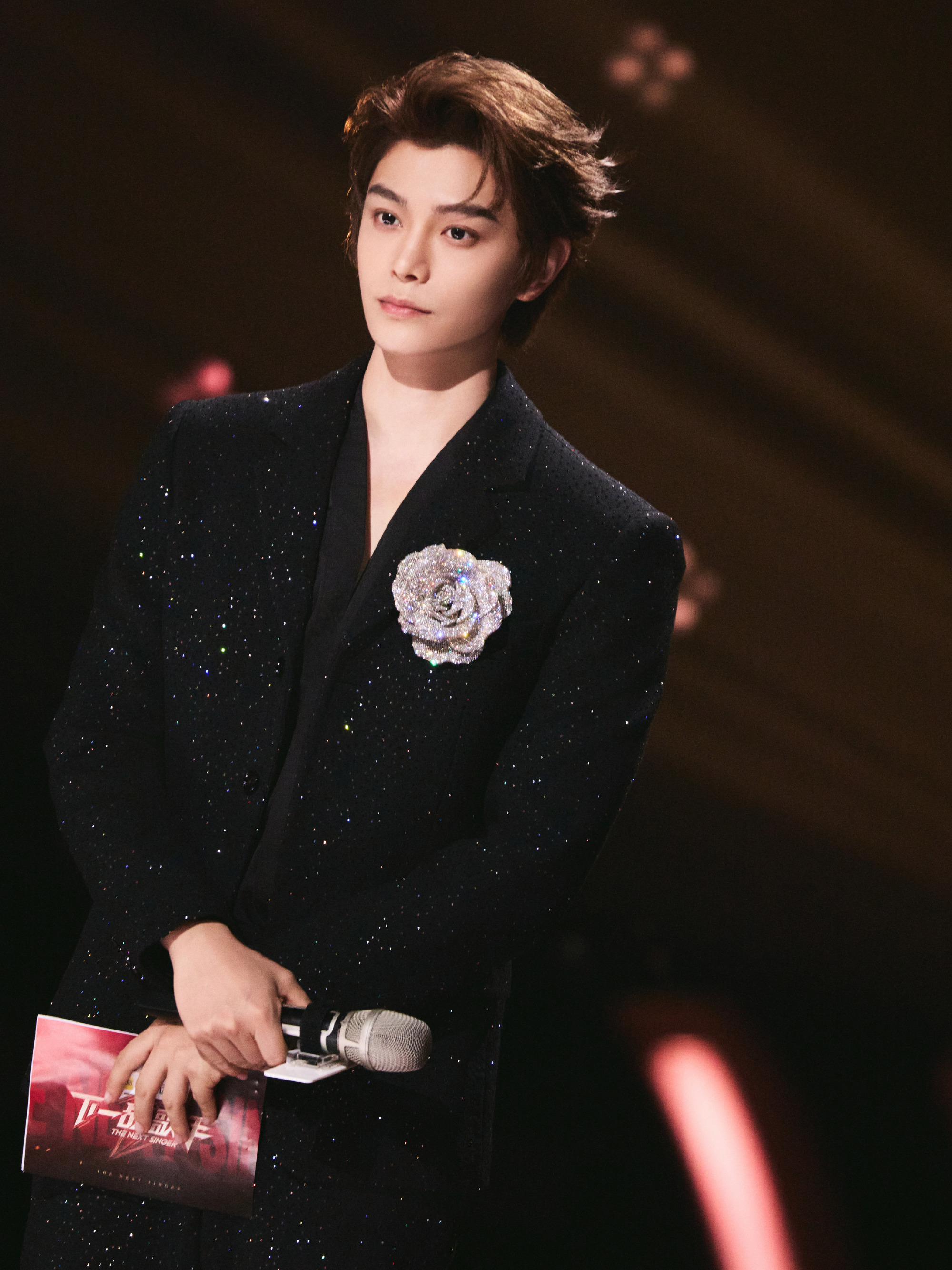 007rIe73ly1hvvbrlhhb5j344m5i57wm.jpg 丁禹兮下一戰(zhàn)歌手/壹號娛樂